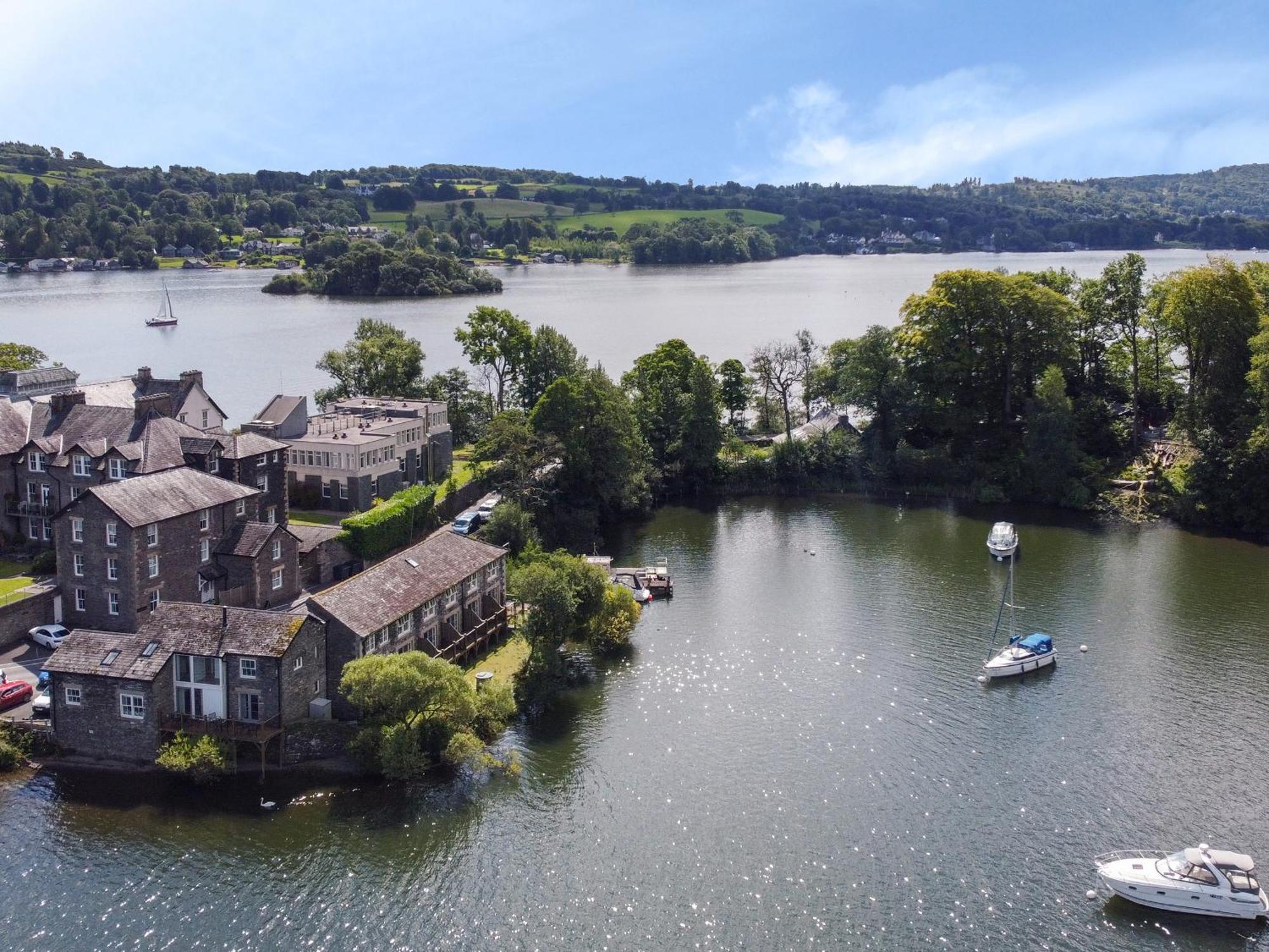 Frost Villa Ambleside Exterior photo